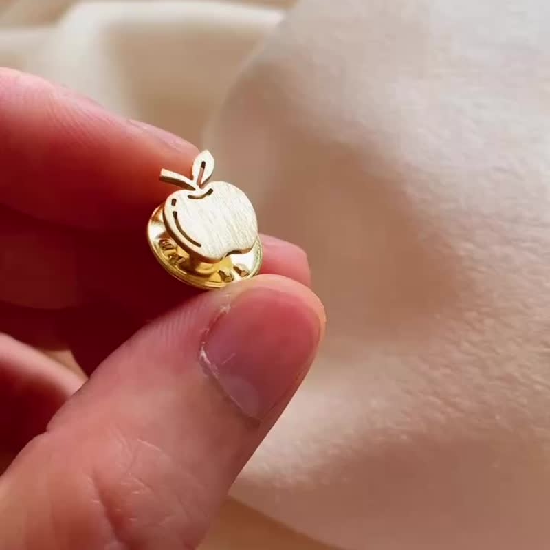 苹苹安安- 苹果黄铜金属徽章 别针 - 徽章/别针 - 铜/黄铜 金色