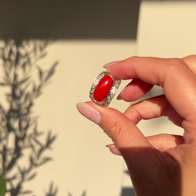 18K 白金日本红珊瑚（牛血珊瑚）和钻石戒指 - 戒指 - 其他材质 红色