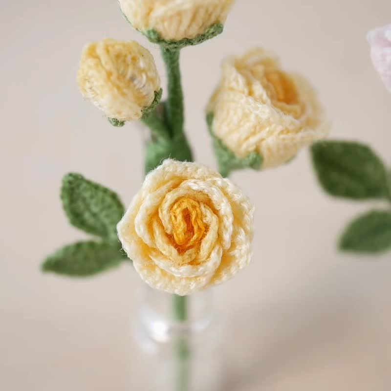 【5色可选】　玫瑰胸针　手工编织、蕾丝编织、花朵胸针 - 胸针 - 绣线 粉红色