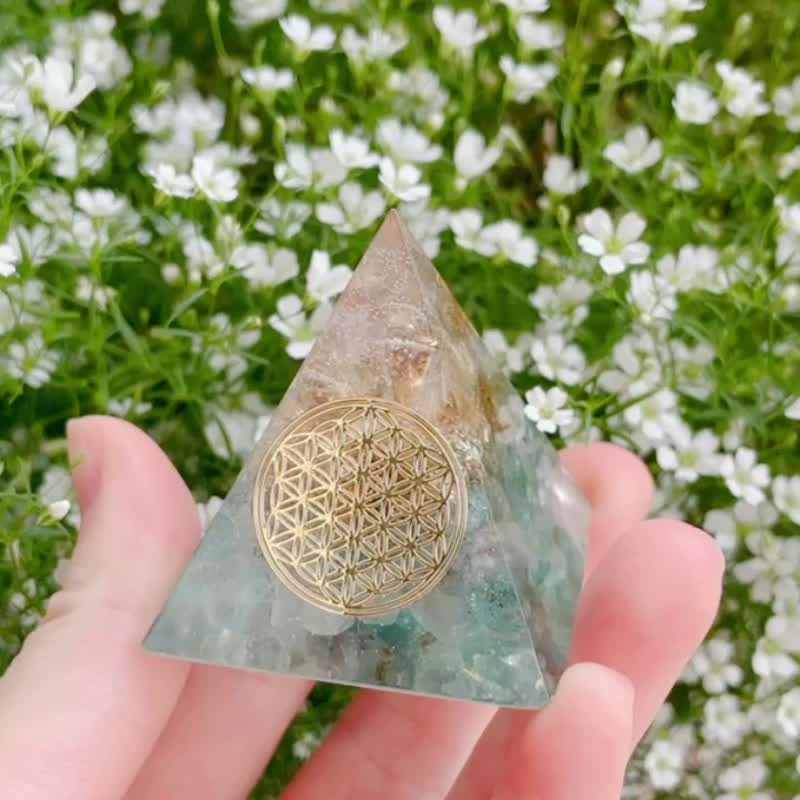 【黄水晶+磷灰石】奥根能量塔Orgonite (6cm/5cm/4cm) - 摆饰 - 水晶 