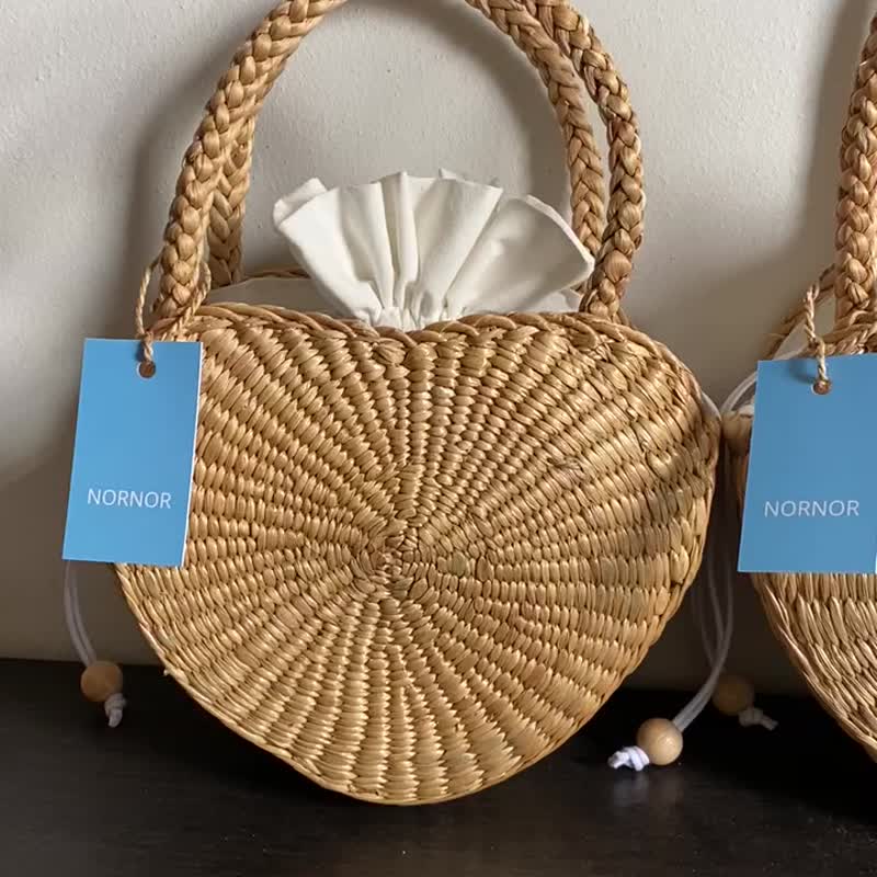 Straw Bag Water Hyacinth Woven Bag Beach Bag Straw Bag Bag for Summer - 手提包/手提袋 - 植物．花 