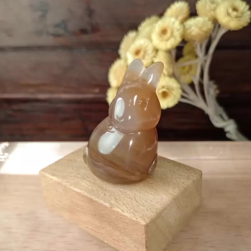 小雕件 小品动物-兔 木化玉 - 摆饰 - 玉石 卡其色