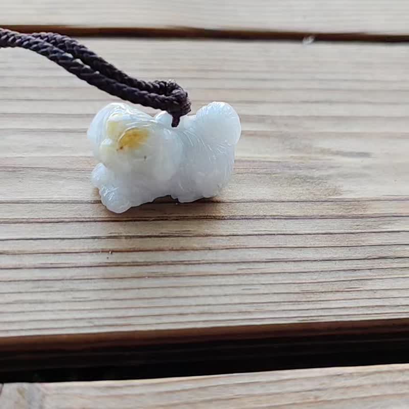 【亲翠】天然翡翠 白冰黄眉毛有毛流精工西施犬调整式绳链 生肖狗 - 项链 - 玉石 多色
