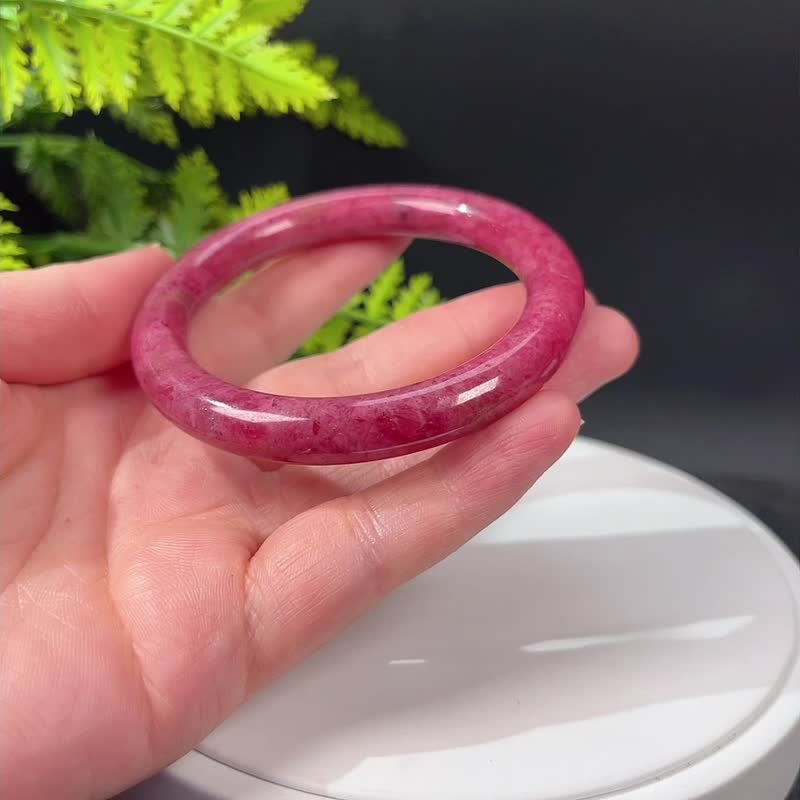 深玫粉蔷薇辉手镯59MM 水润玉化闪片玫瑰石桃花玉手环 包容理解 - 手链/手环 - 半宝石 