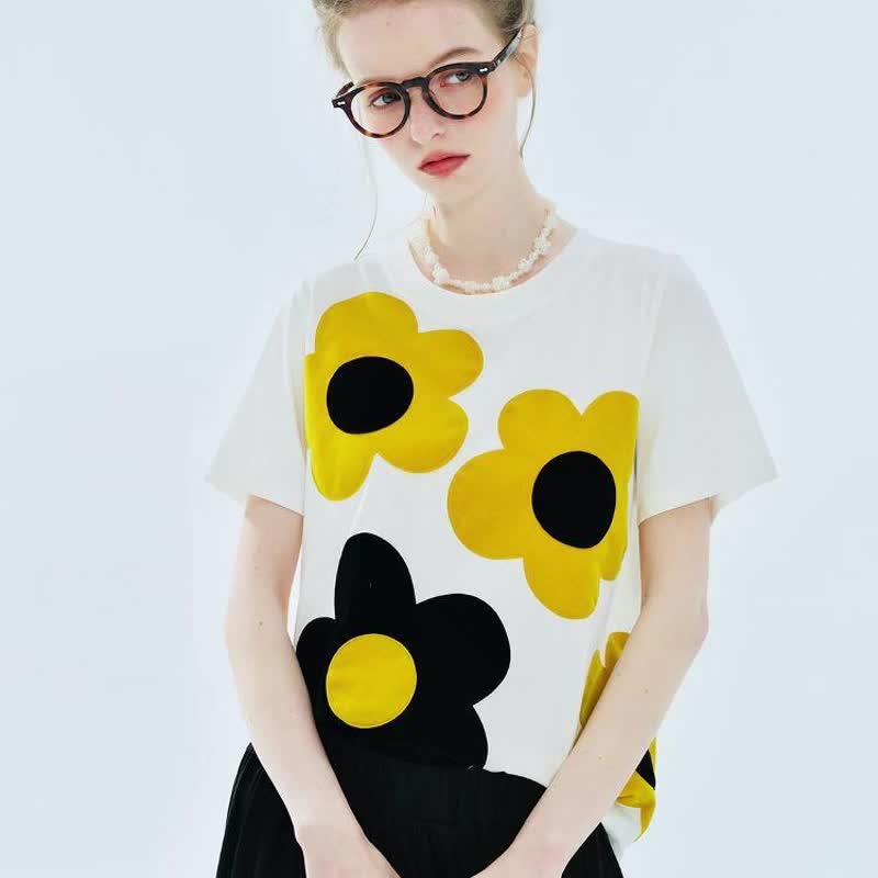 大花米白T恤 / T-shirt 上衣 - 女装 T 恤 - 其他材质 白色