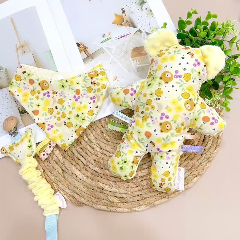 花熊满月礼  宝宝奶嘴链 宝宝围兜 熊宝安抚娃娃 弥月礼盒新生儿 - 满月礼盒 - 棉．麻 黄色