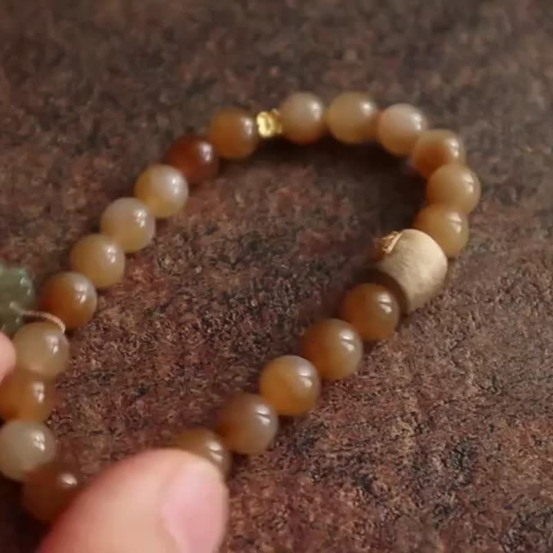 天然和田玉糖料手链手持 新疆老糖料 颜色浓郁 文玩手链8mm - 手链/手环 - 玉石 