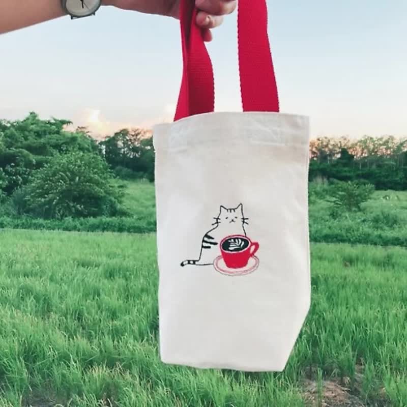 【插画款】拿铁猫 - 刺绣 | 红织带提把帆布饮料提袋_咖啡系列 - 随行杯提袋/水壶袋 - 棉 红色