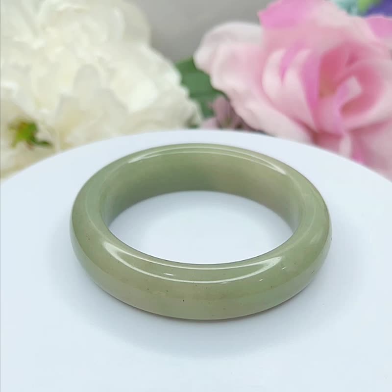 NO.146 豆绿手镯佘太翠玉 内径 51MM 小圈口 平安镯 手环 翠绿 - 手链/手环 - 玉石 绿色