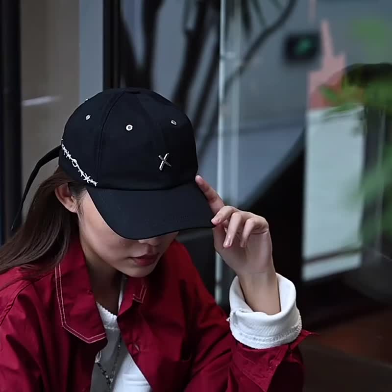 铁丝网刺绣弯檐帽 - 帽子 - 其他材质 黑色