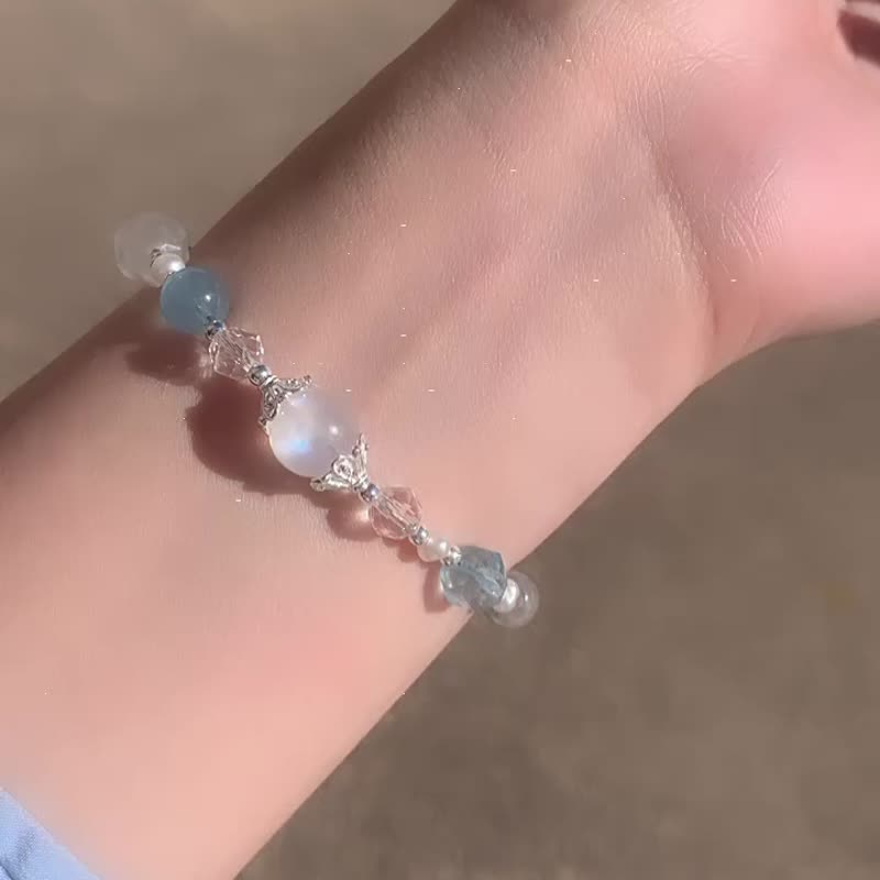 925 纯银 水晶手链 月光石 海蓝宝 白水晶 淡水珍珠 手作饰品 - 手链/手环 - 水晶 蓝色