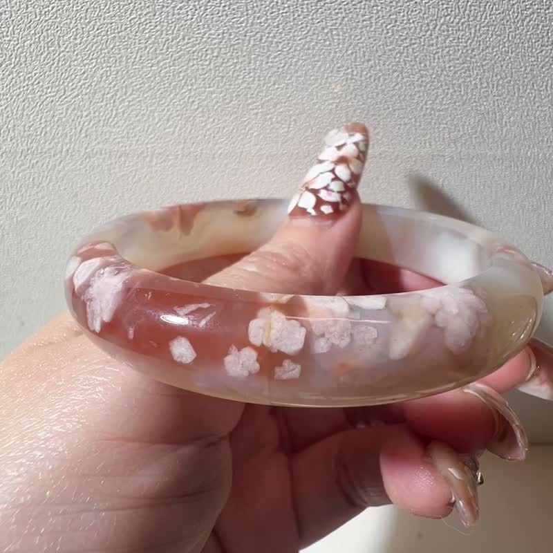 樱花玛瑙手镯 玛瑙手镯 稀有冰飘红花 牛血红 开运红 圆条 圈口54 - 手链/手环 - 玉石 