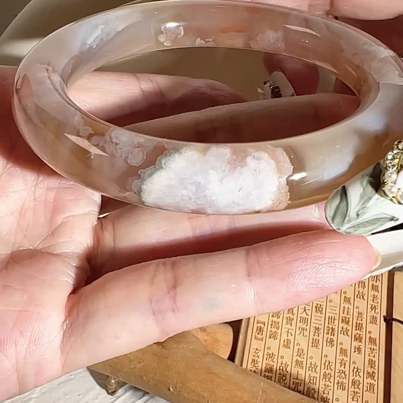 樱花玛瑙手镯 玛瑙手镯 葡萄柚冰底成形水中花圆条套镯60-62可戴 - 手链/手环 - 玉石 