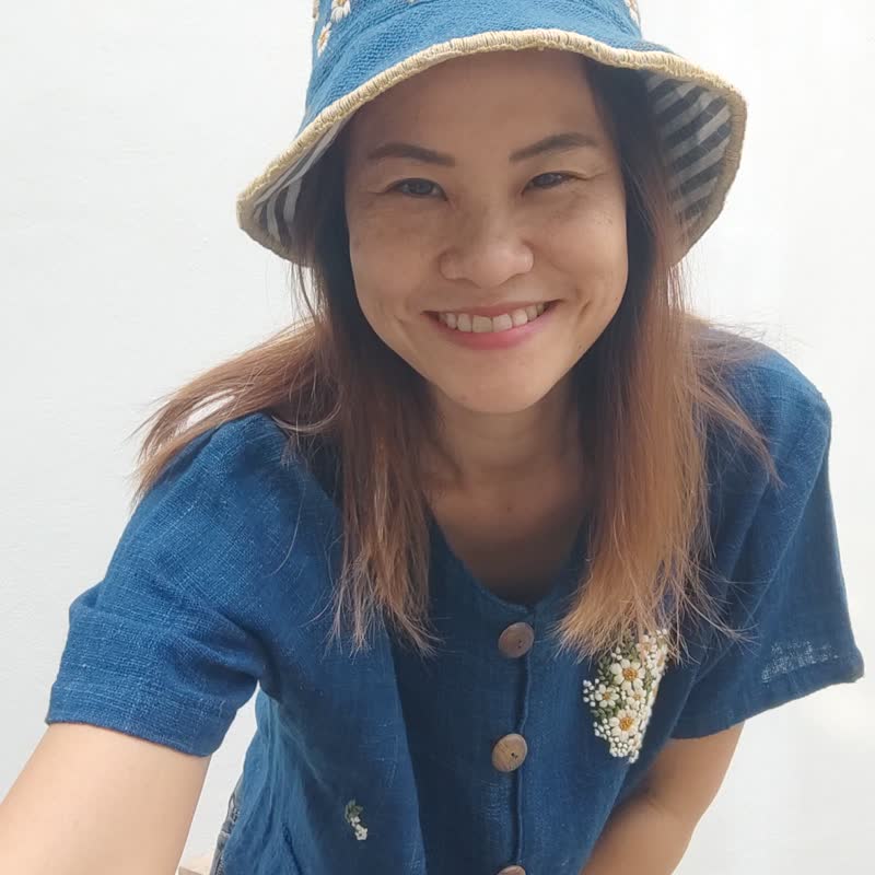 Bucket Hat - 水桶帽可以双面使用 手工刺绣花朵 - 帽子 - 棉 蓝色