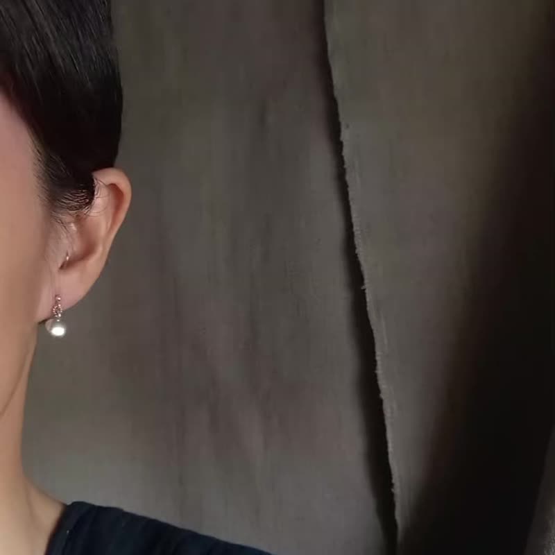 喀伦银 浑圆爱心耳饰 S / 耳环或耳夹 - 耳环/耳夹 - 银 银色