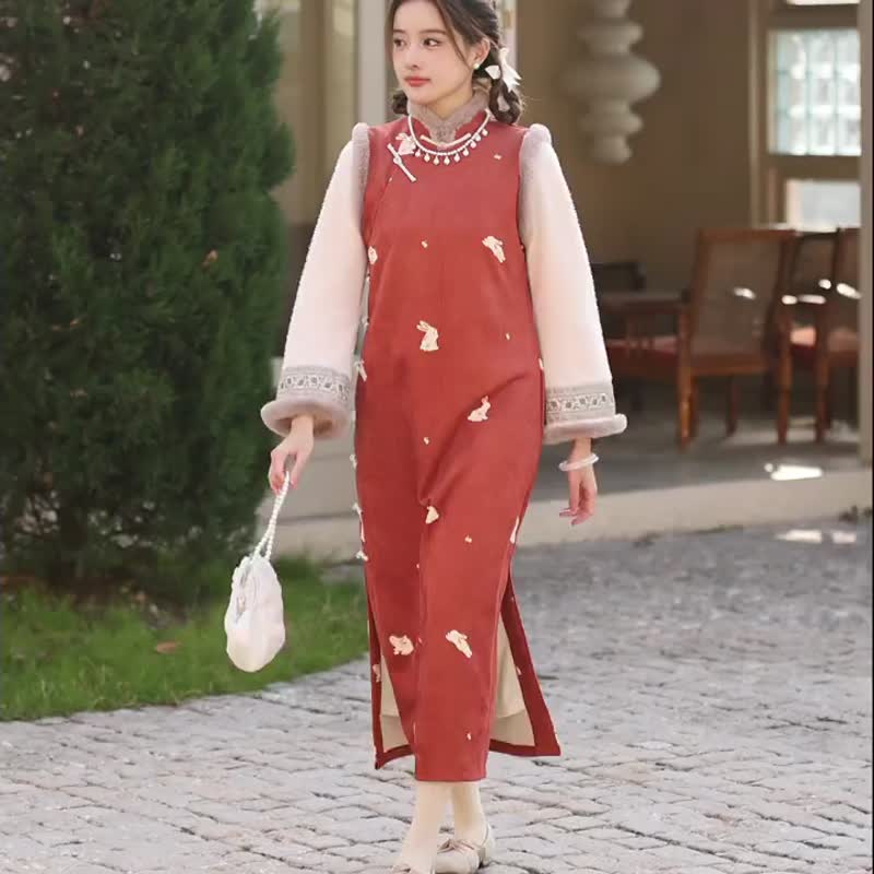 喜慶紅色 白兔印花洋裝旗袍 秋冬夾棉馬甲裙 新中式春節連身裙 - 洋装/连衣裙 - 聚酯纤维 红色