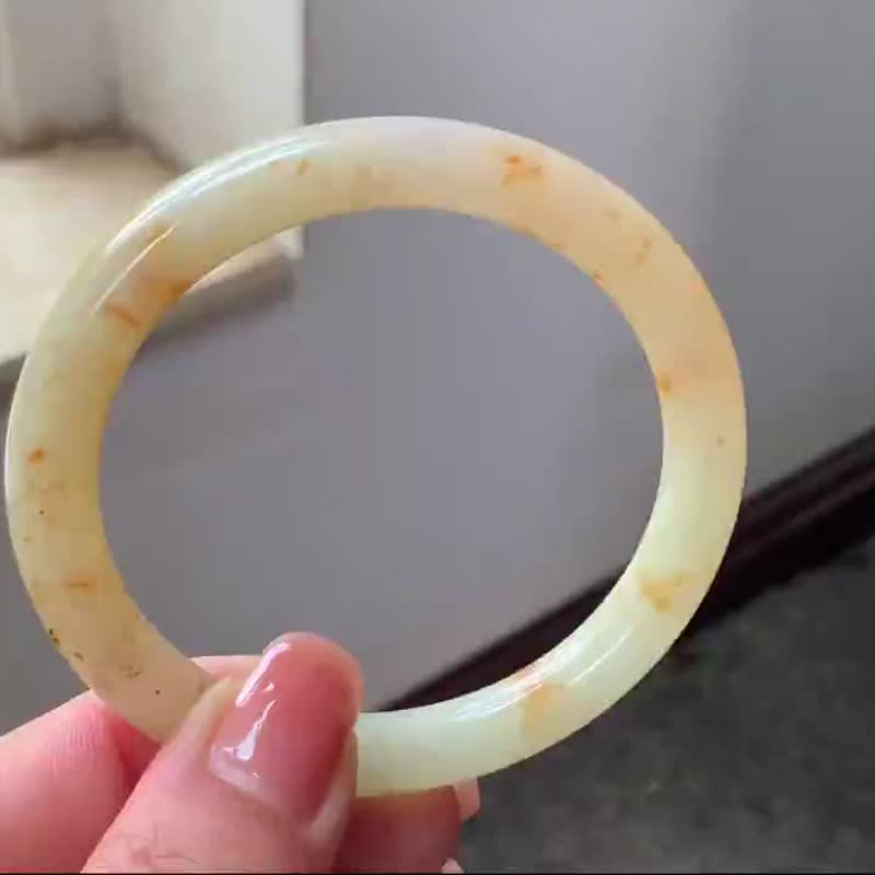 冰种翡翠天然翡翠玉镯 A玉手镯 玉鈪 • 糯冰种桂花翡翠圆镯 - 手链/手环 - 玉石 黄色