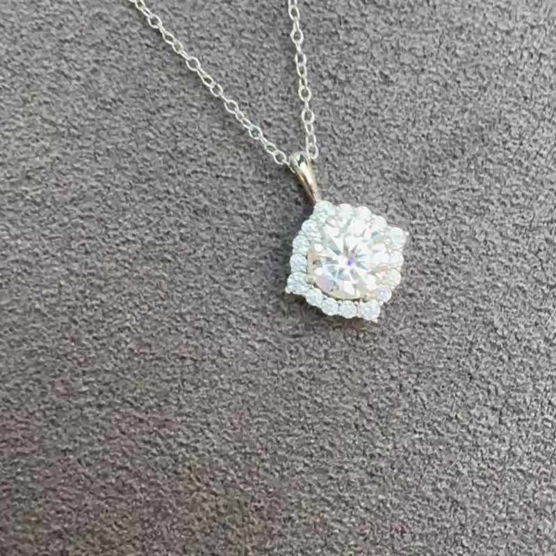 星芒宫廷 1.3ct 八心八箭莫桑钻项链 925 纯银轻奢款 - 项链 - 银 