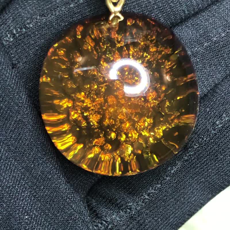 独一无二的金鳞琥珀悬饰波罗的海琥珀金色悬饰 - 项链 - 半宝石 金色