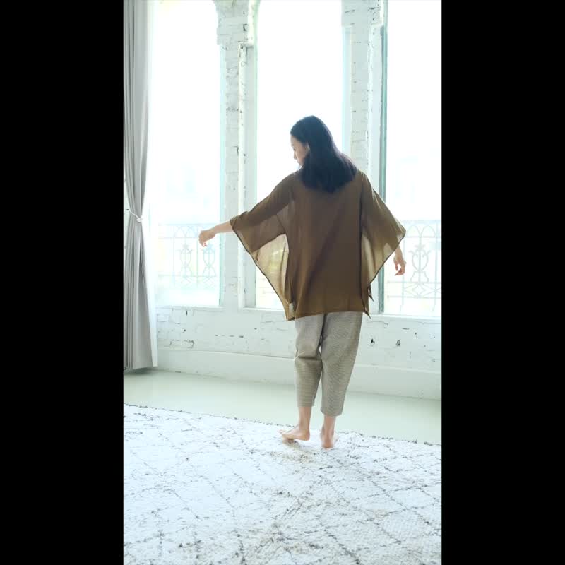 OMAKE 小翅膀五分袖上衣 / 嫘萦 米白 - 女装上衣 - 棉 白色