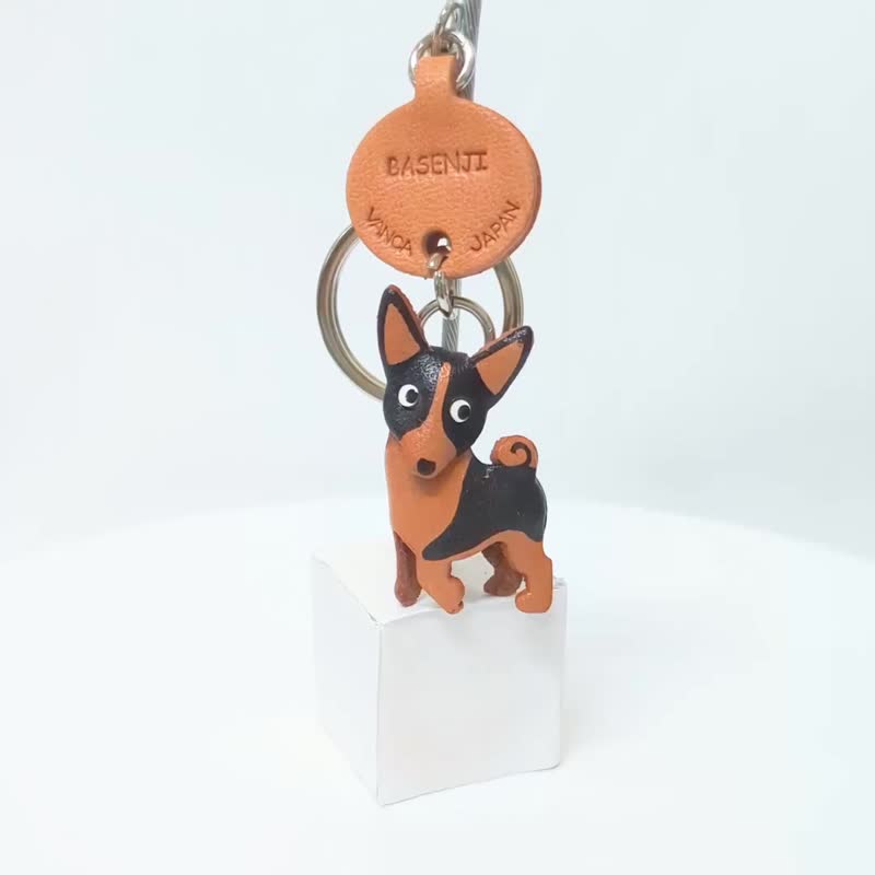 巴森吉犬 狗 皮革钥匙圈 牵绳吊饰 手工皮革杂货 日本制造 VANCA - 钥匙链/钥匙包 - 真皮 咖啡色