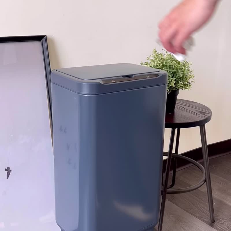 臭氧感应方型垃圾桶 蓝灰 13L - 垃圾桶 - 不锈钢 灰色