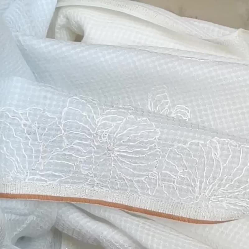 手工刺绣画 渐变色 全绵羊毛围巾 免费手綉英文字母 - 围巾/披肩 - 羊毛 蓝色