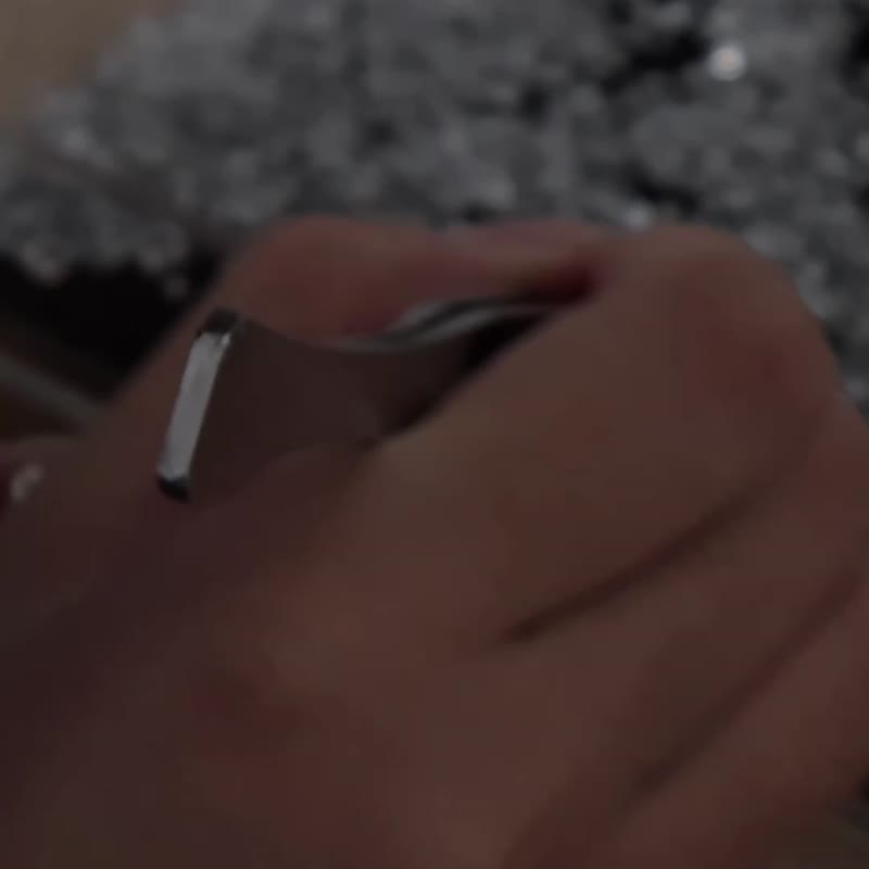 森林中的一片海 赫基蒙裸钻 纯银戒指 / 礼物包装 - 戒指 - 纯银 灰色