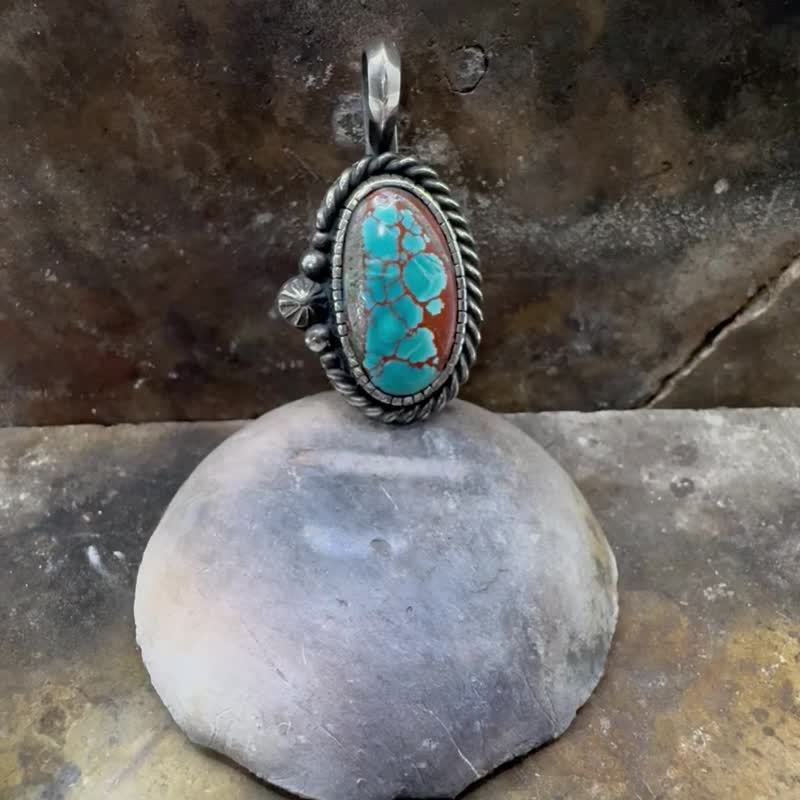 OOZEMETAL 湖北绿松石吊坠 925纯银 手工 旧化 饰品 - 项链 - 银 