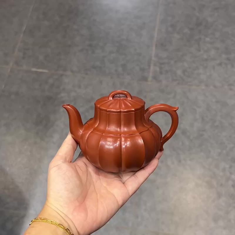 鉴心 全手工容量230cc朱泥筋纹设计融入创作之中凹凸有致 - 茶具/茶杯 - 陶 