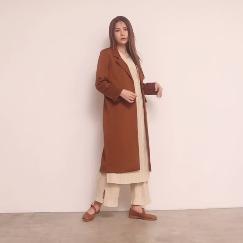 率性风衣感西装式显瘦长版外套-棕色 - 女装休闲/机能外套 - 棉 卡其色