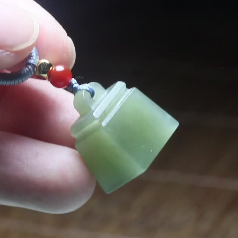 【玉锁】吊坠/事事如意玉坠/印章挂件/男款女款精美和田玉 - 项链 - 玉石 绿色