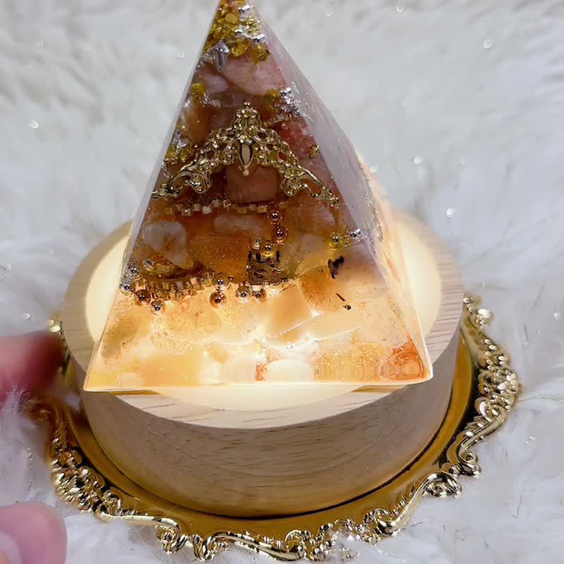 外刚内柔-金太阳石奥刚能量金字塔 - 摆饰 - 水晶 橘色