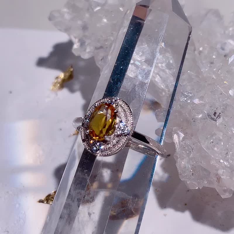 天然黄水晶 复古盾牌风 0.81克拉 925纯银 11月诞生石 财富之石 - 戒指 - 宝石 黄色