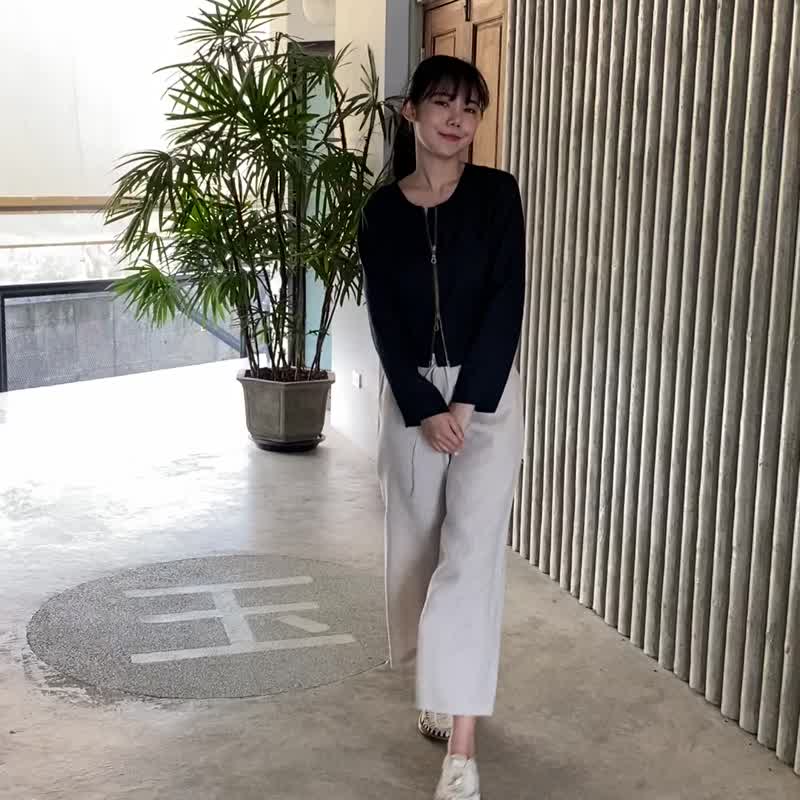 Natural Linen Long Sleeves with Vintage Gold Color Zipper Blouse - Black - 女装上衣 - 亚麻 黑色