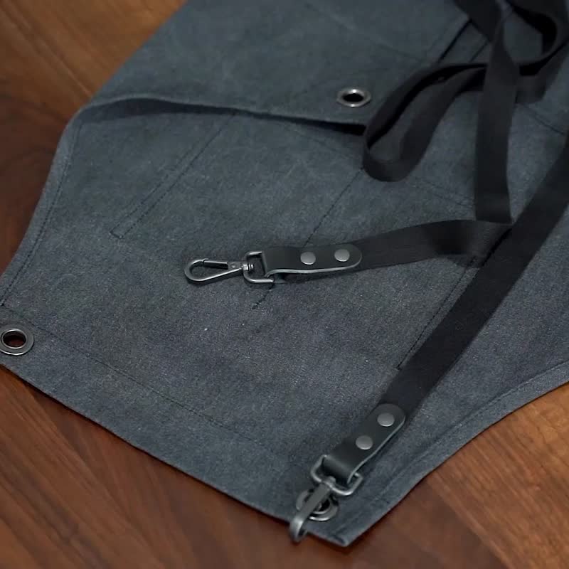 鹿造LUZAO 全身开衩款 帆布围裙 水洗黑色 职人工作服 - 围裙 - 棉．麻 黑色