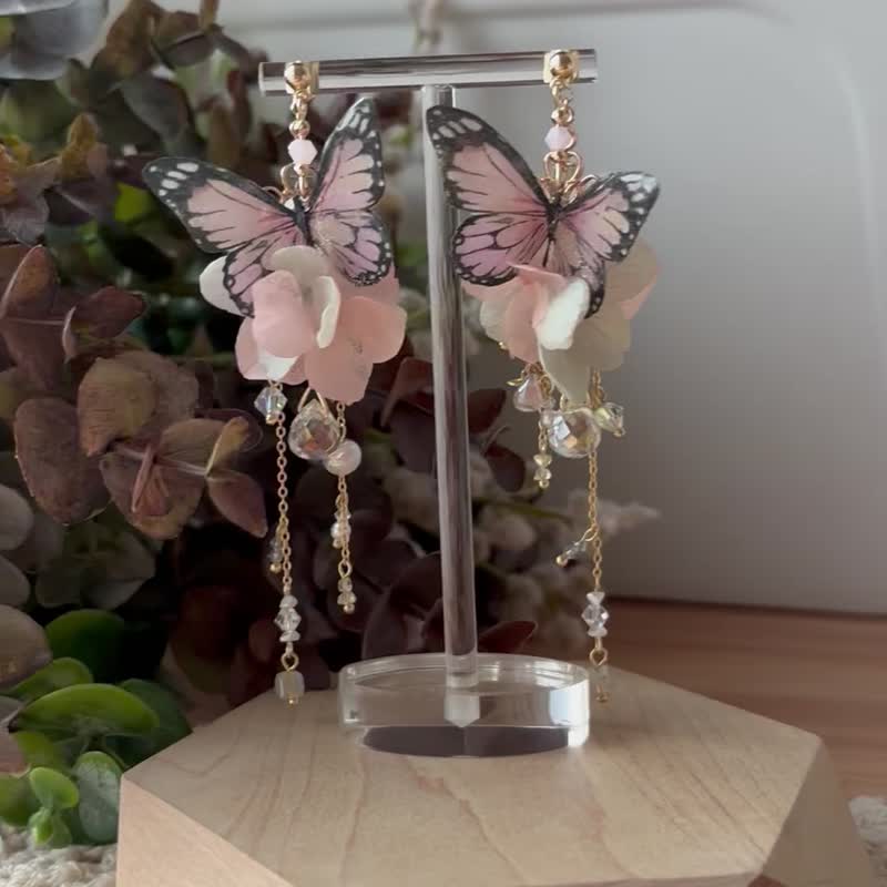 粉红蝴蝶绣球真花耳环 - 耳环/耳夹 - 植物．花 粉红色
