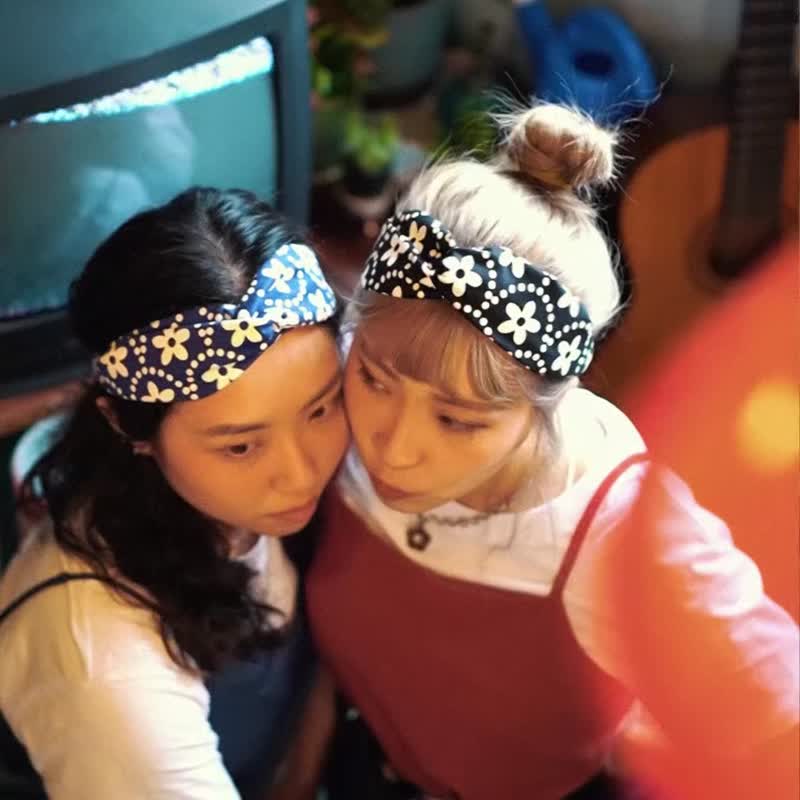 手工发带 / 闺蜜送礼 / 好友配搭 / 摩登波丽风格 / 二色入 - 发饰 - 棉．麻 蓝色