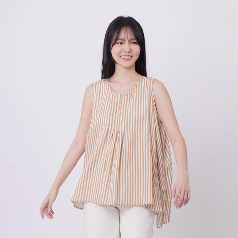 Coco无袖前折伞摆印花上衣/白駝細條 - 女装背心 - 棉．麻 卡其色