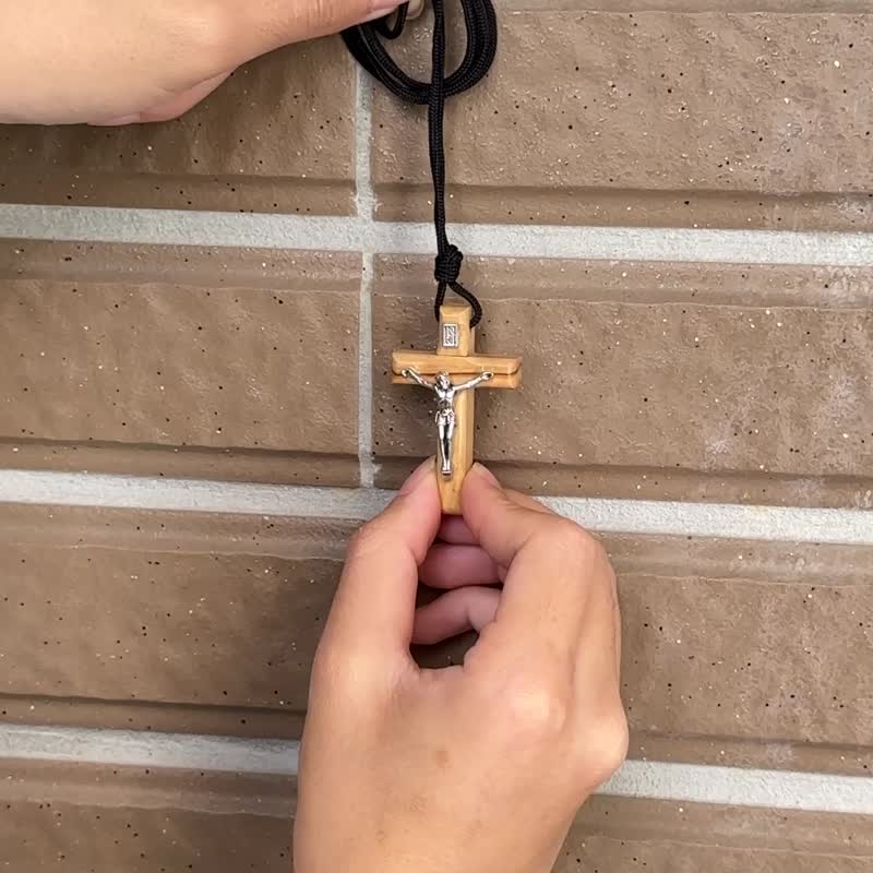 项鍊 车挂 万用挂饰 进口橄榄木耶稣 十字架系列饰品 16990 - 项链 - 木头 咖啡色