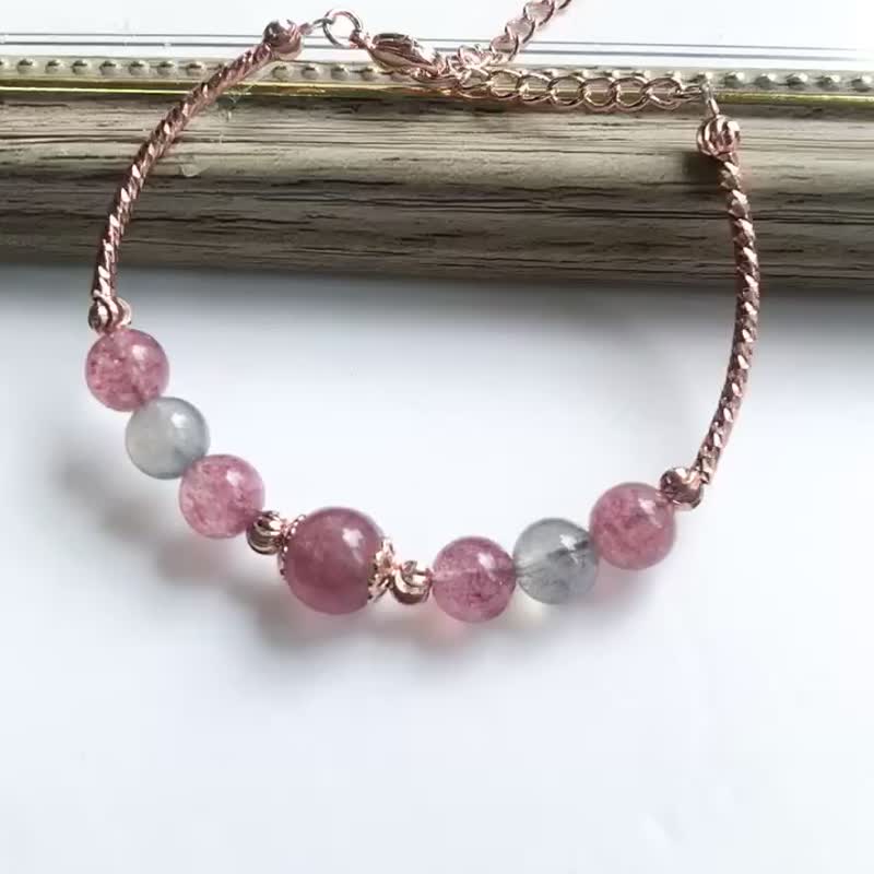 月亮石  月光石 草莓晶 水晶手链 天然石 生日礼物 爱情 - 手链/手环 - 水晶 红色