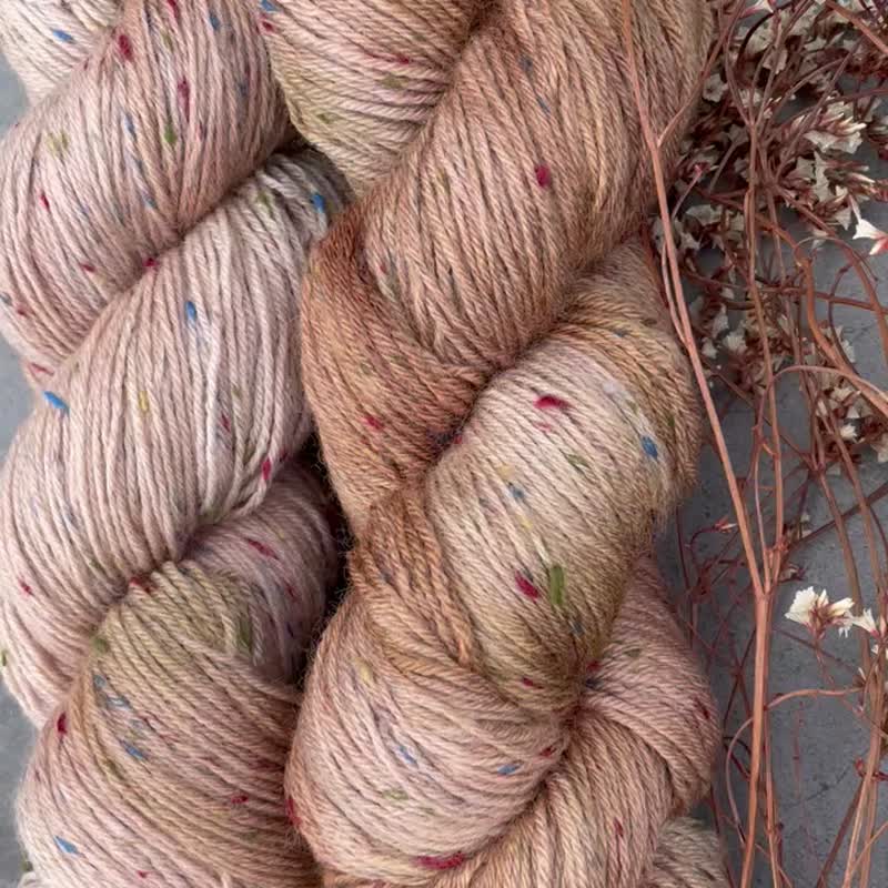 手染线-彩点棕 - 编织/刺绣/羊毛毡/裁缝 - 羊毛 咖啡色